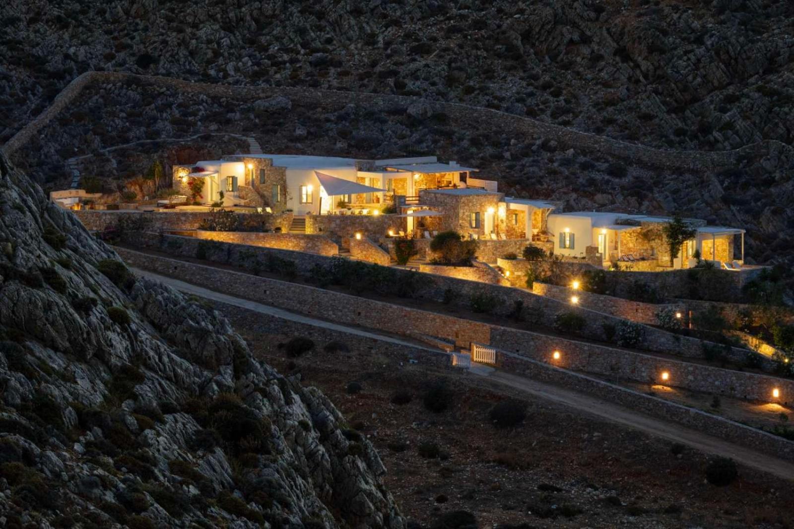Sirokos Villa การาโวสตาซี ภายนอก รูปภาพ